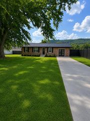 73 Hill Circle, Dunlap, TN 37327