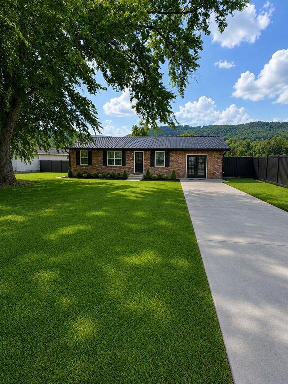 73 Hill Circle, Dunlap, TN 37327