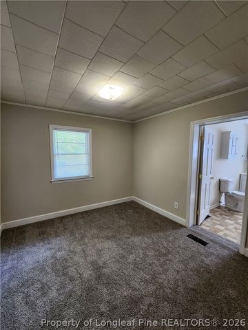 400 ROXIE Avenue, Fayetteville, NC 28304