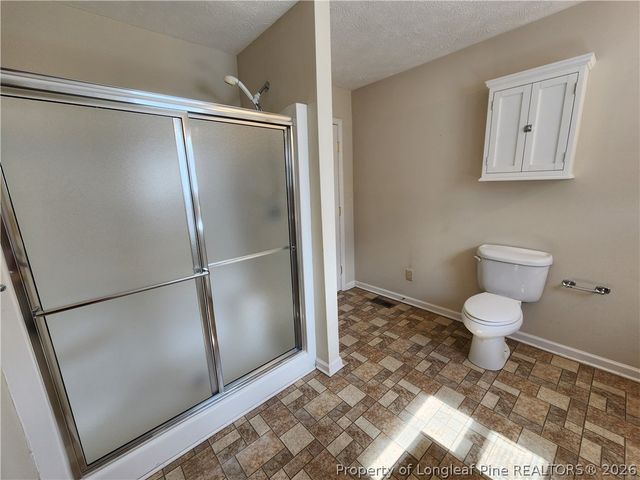 400 ROXIE Avenue, Fayetteville, NC 28304