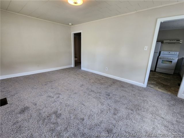 400 ROXIE Avenue, Fayetteville, NC 28304