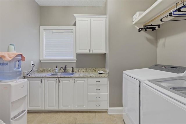 4151 Primrose Drive, Lake Charles, LA 70605