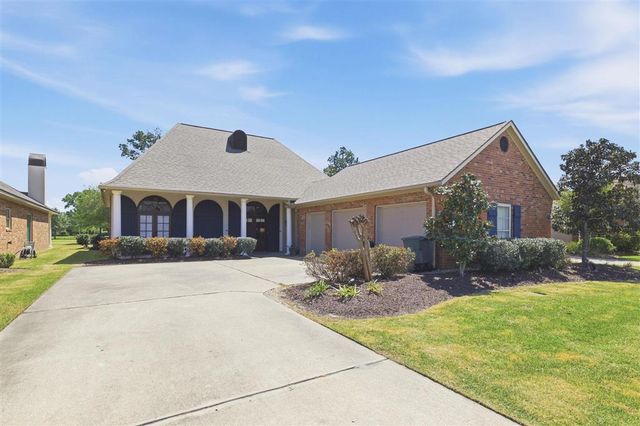 4151 Primrose Drive, Lake Charles, LA 70605