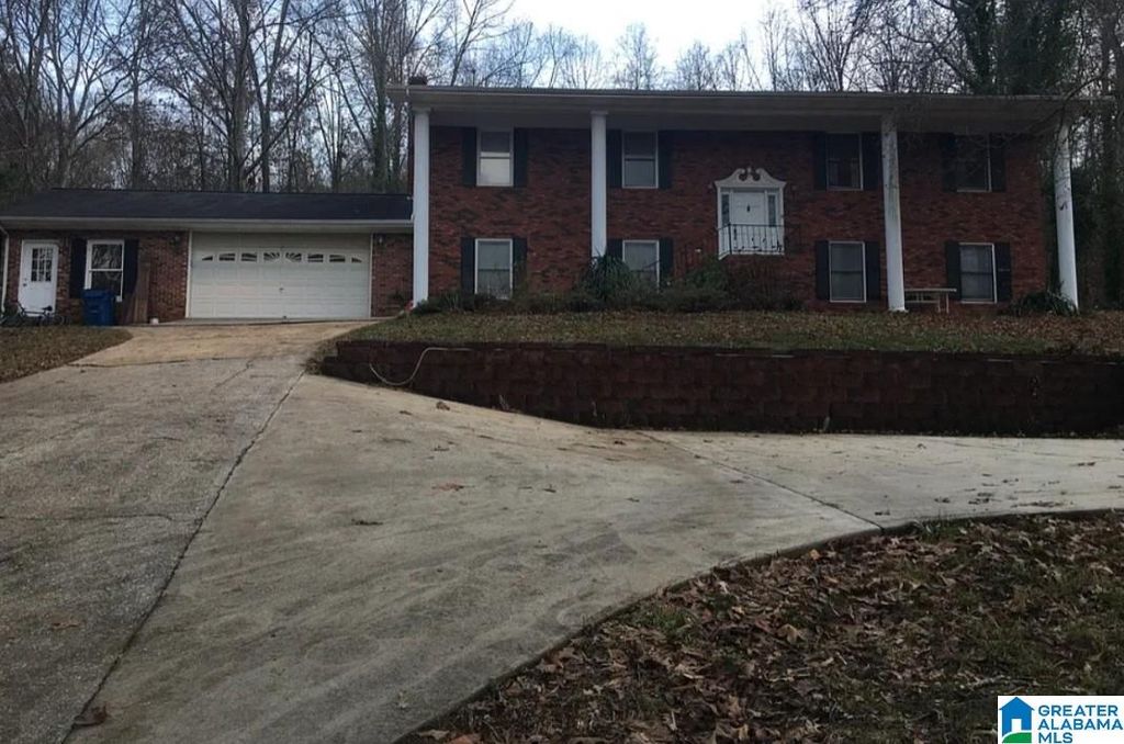 200 COUNTY LINE ROAD, Oxford, AL 36203