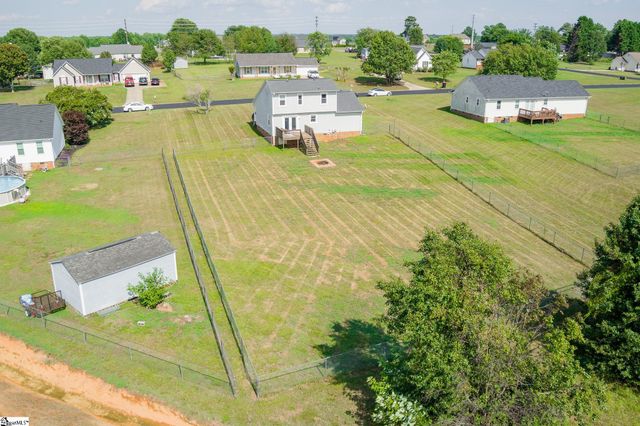 215 Upland View Drive, Boiling Springs, SC 29316