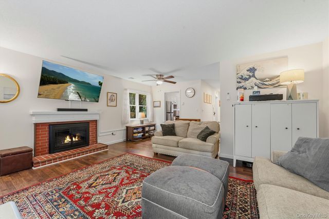 181 Heritage Hills F, Somers, NY 10589