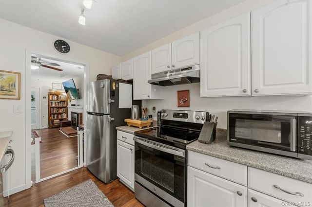 181 Heritage Hills F, Somers, NY 10589