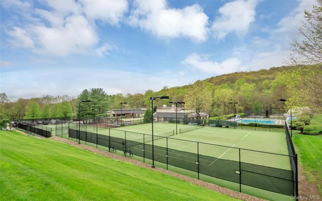 181 Heritage Hills F, Somers, NY 10589