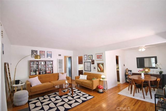 1334 E 1st Street 12, Long Beach, CA 90802