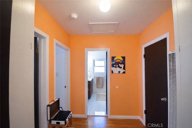 1334 E 1st Street 12, Long Beach, CA 90802