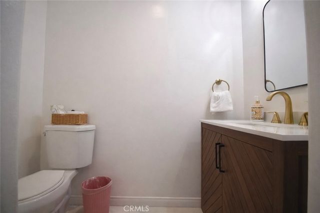 1334 E 1st Street 12, Long Beach, CA 90802