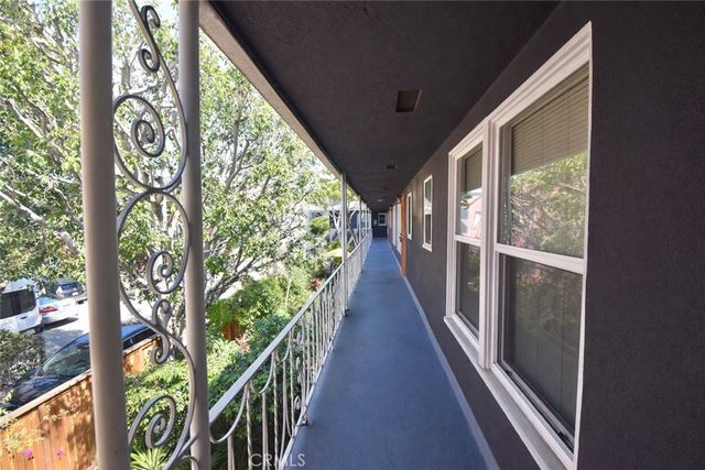 1334 E 1st Street 12, Long Beach, CA 90802