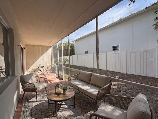 4435 1ST STREET NE 103, St Petersburg, FL 33703