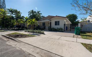426 SW 26th Rd, Miami, FL 33129