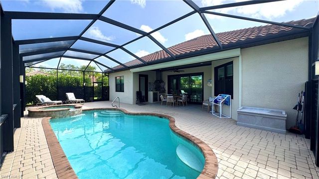 28004 Kerry CT, Bonita Springs, FL 34135