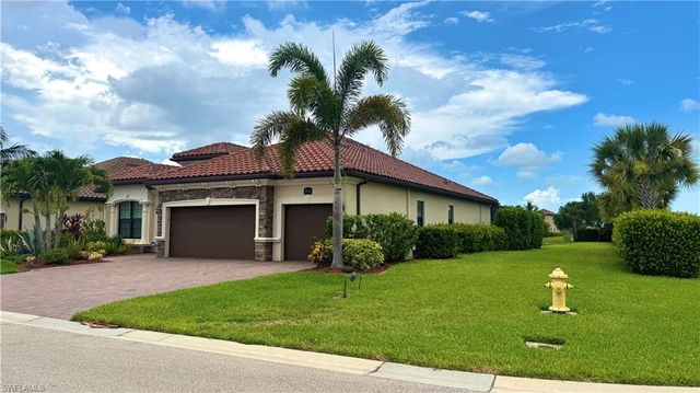 28004 Kerry CT, Bonita Springs, FL 34135
