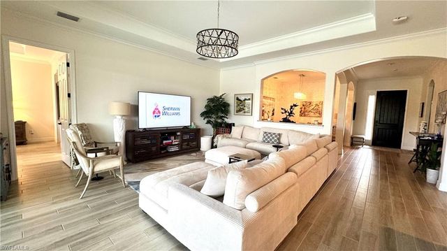 28004 Kerry CT, Bonita Springs, FL 34135