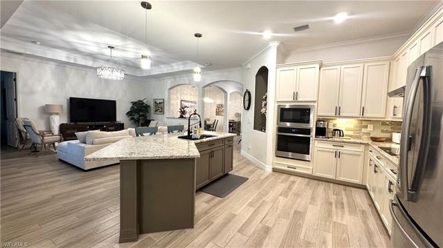 28004 Kerry CT, Bonita Springs, FL 34135