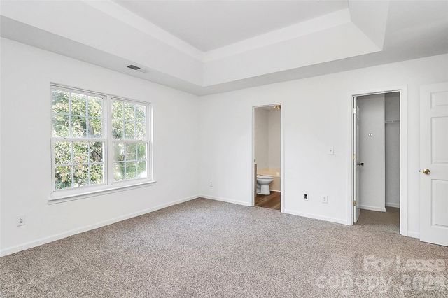 1215 Mcallister Drive, Charlotte, NC 28216