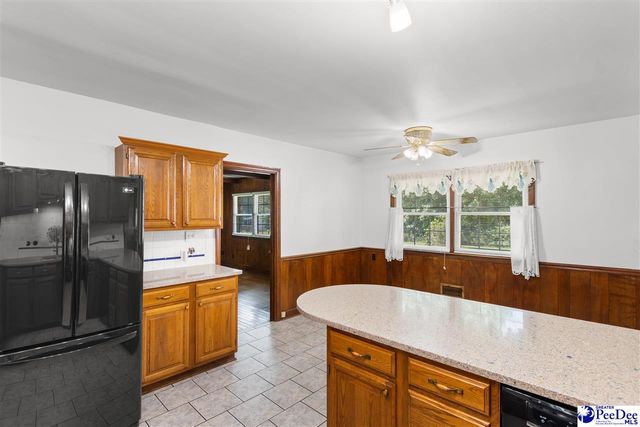 2318 Hoffmeyer Rd, Florence, SC 29501