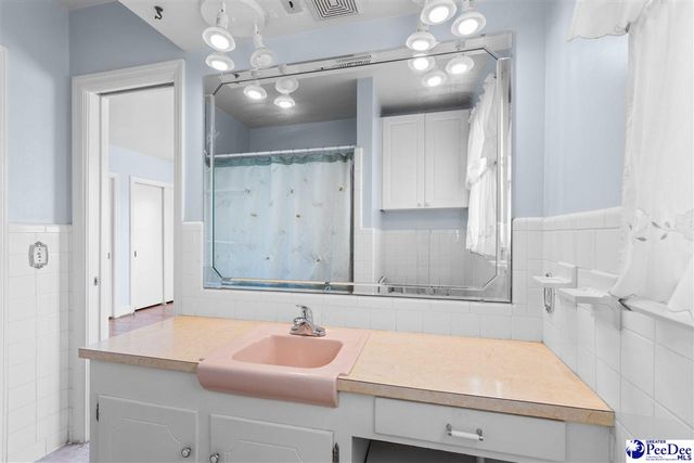 2318 Hoffmeyer Rd, Florence, SC 29501