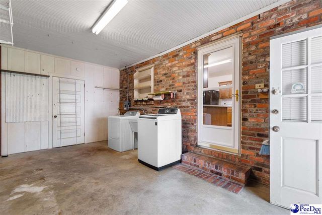 2318 Hoffmeyer Rd, Florence, SC 29501