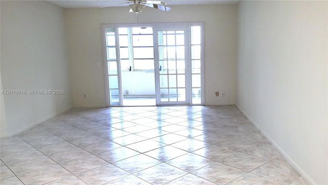 901 SW 128th Ave 311E, Pembroke Pines, FL 33027