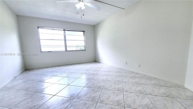 901 SW 128th Ave 311E, Pembroke Pines, FL 33027
