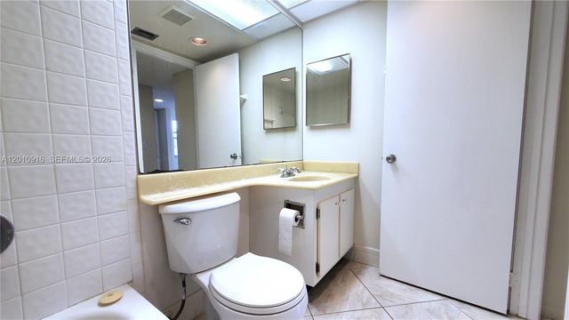 901 SW 128th Ave 311E, Pembroke Pines, FL 33027