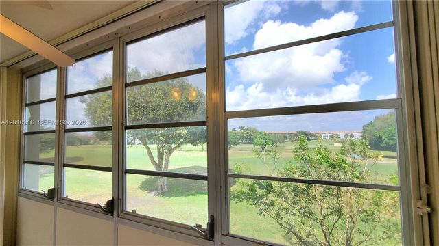 901 SW 128th Ave 311E, Pembroke Pines, FL 33027