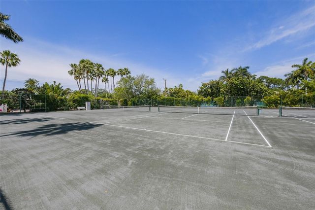 1260 DOLPHIN BAY WAY 403, Sarasota, FL 34242