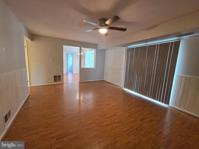 20 FOX HOLLOW LN, Sicklerville, NJ 08081