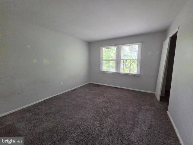 20 FOX HOLLOW LN, Sicklerville, NJ 08081