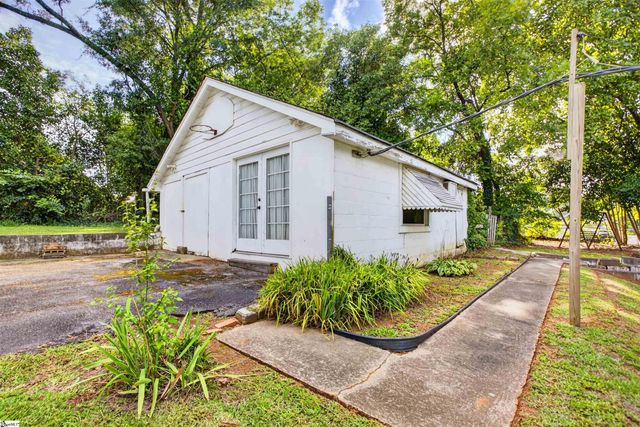 3914 Brushy Creek Road, Greer, SC 29650