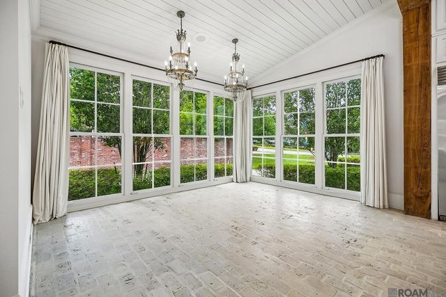 19420 N Muirfield Cir, Baton Rouge, LA 70810