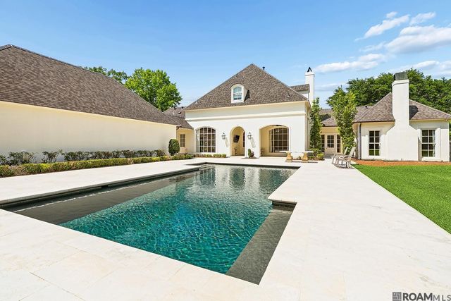 19420 N Muirfield Cir, Baton Rouge, LA 70810