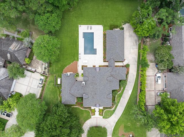 19420 N Muirfield Cir, Baton Rouge, LA 70810