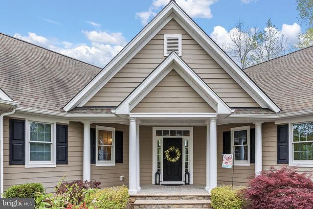 232 RAVEN RD, Bumpass, VA 23024