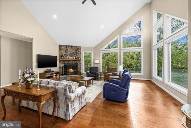 232 RAVEN RD, Bumpass, VA 23024
