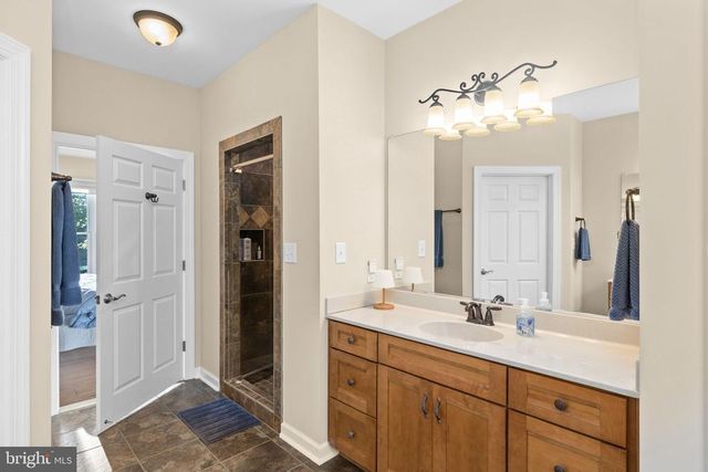 232 RAVEN RD, Bumpass, VA 23024