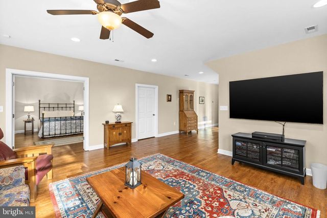 232 RAVEN RD, Bumpass, VA 23024