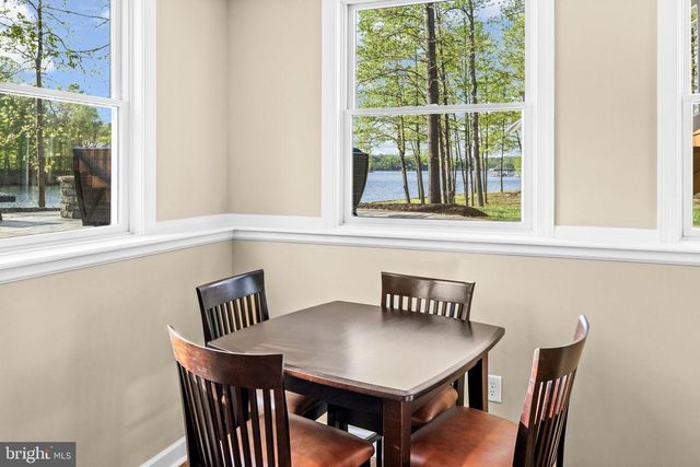 232 RAVEN RD, Bumpass, VA 23024