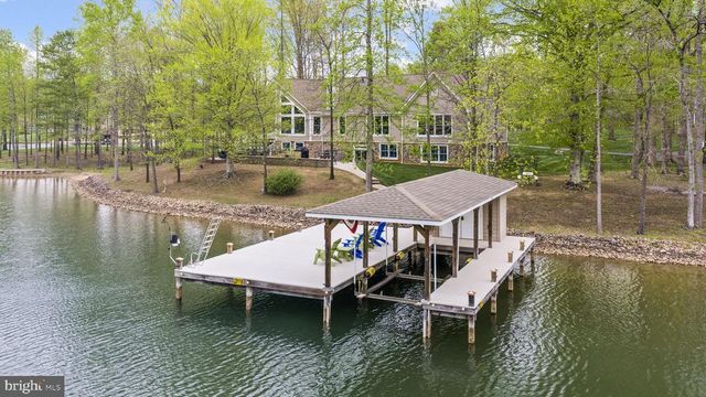 232 RAVEN RD, Bumpass, VA 23024