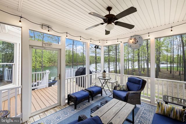 232 RAVEN RD, Bumpass, VA 23024