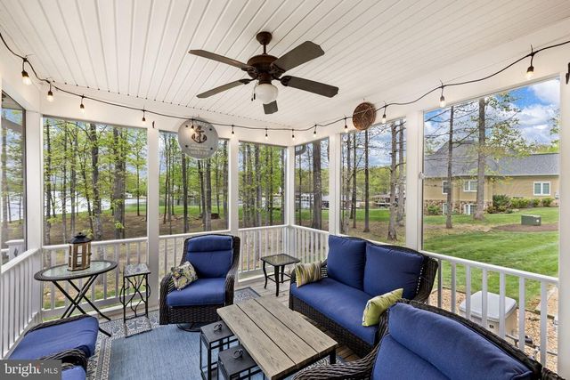232 RAVEN RD, Bumpass, VA 23024