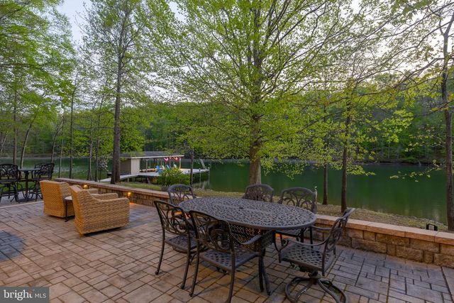 232 RAVEN RD, Bumpass, VA 23024