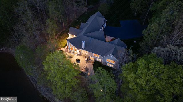 232 RAVEN RD, Bumpass, VA 23024