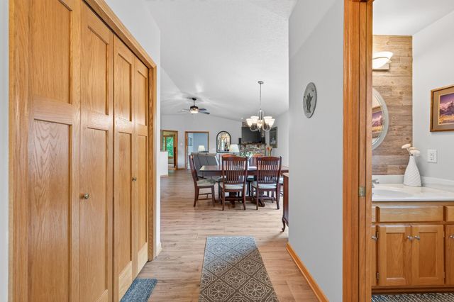 5026 Grenadier Avenue N, Oakdale, MN 55128