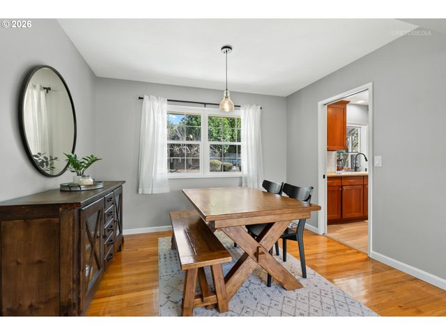 5402 Sw 34TH Pl, Portland, OR 97239