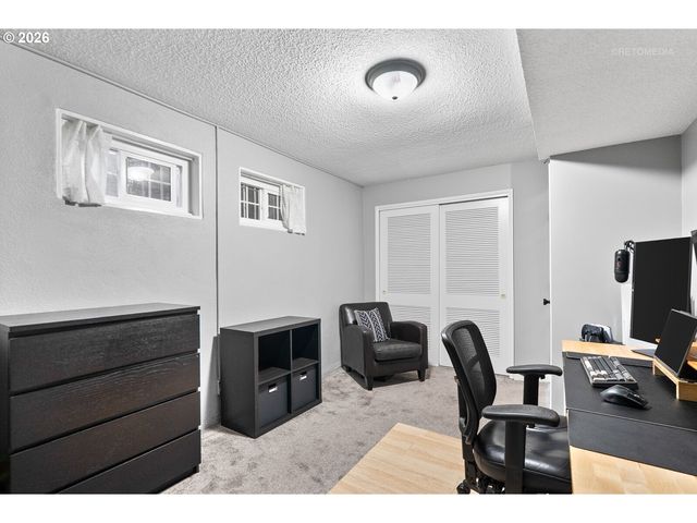 5402 Sw 34TH Pl, Portland, OR 97239